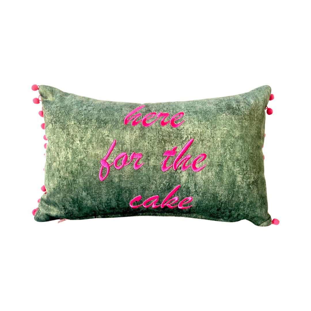 EMBROIDERED SCATTERS - ADDING SOME FUN TO YOUR DECOR FABRICS: VELVET AND TWEED