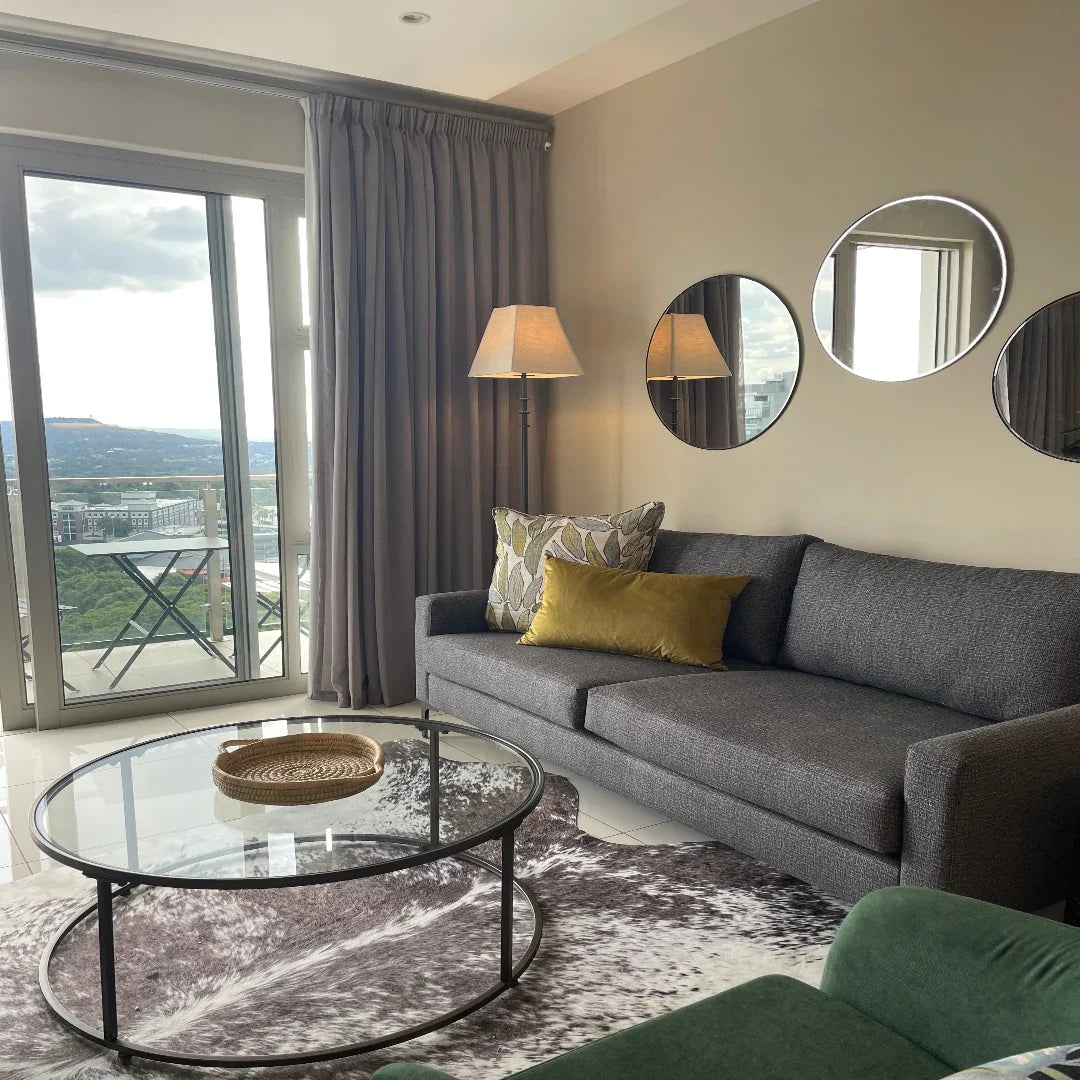 City Escape: A Stylish Airbnb in the Heart of the Action