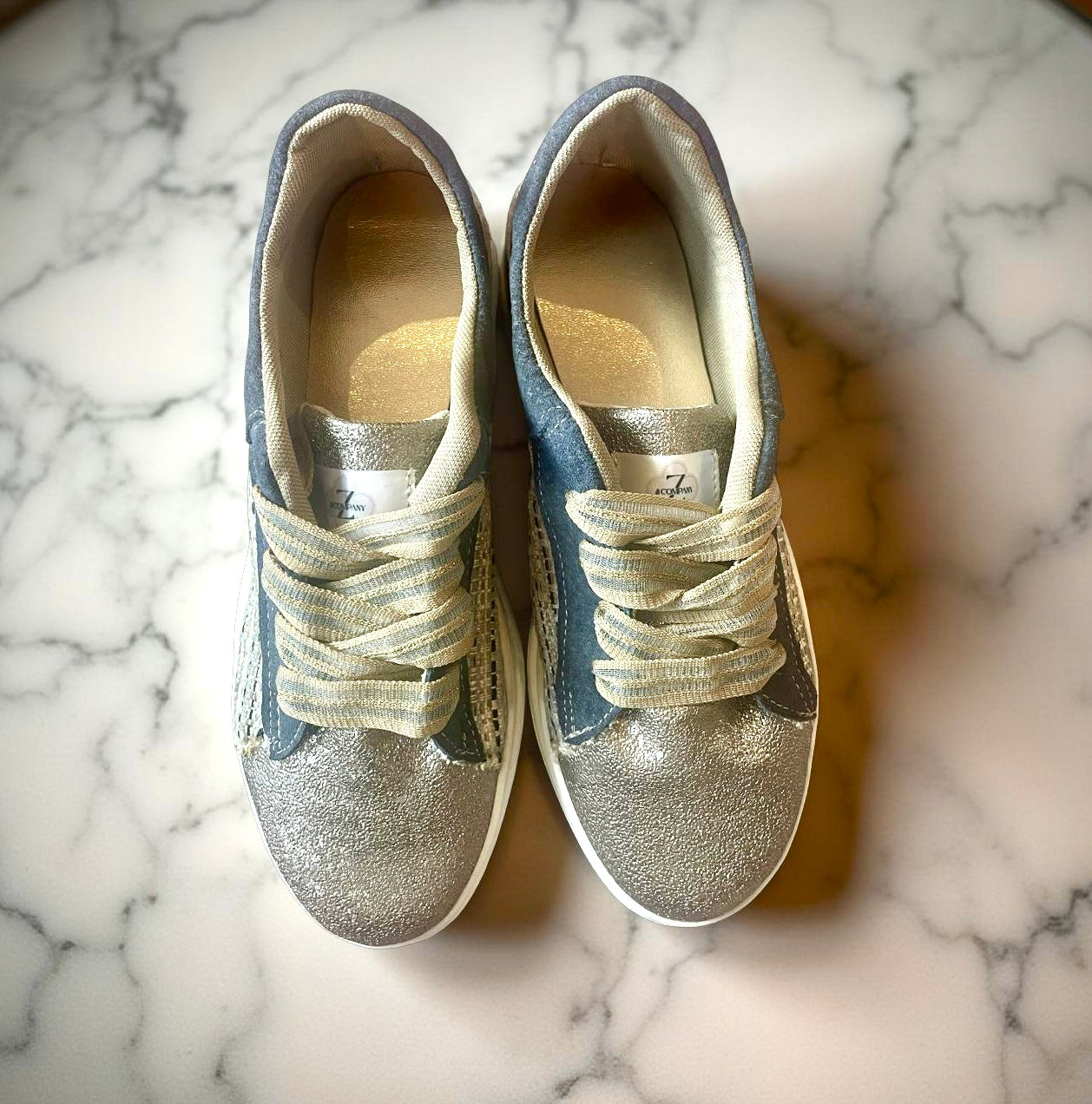 SNEAKERS - SILVER SPARKLE WITH NAVY LEATHER SIZE 41