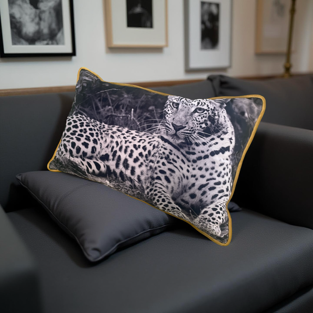 SCATTER CUSHIONS - LEOPARD LYING
