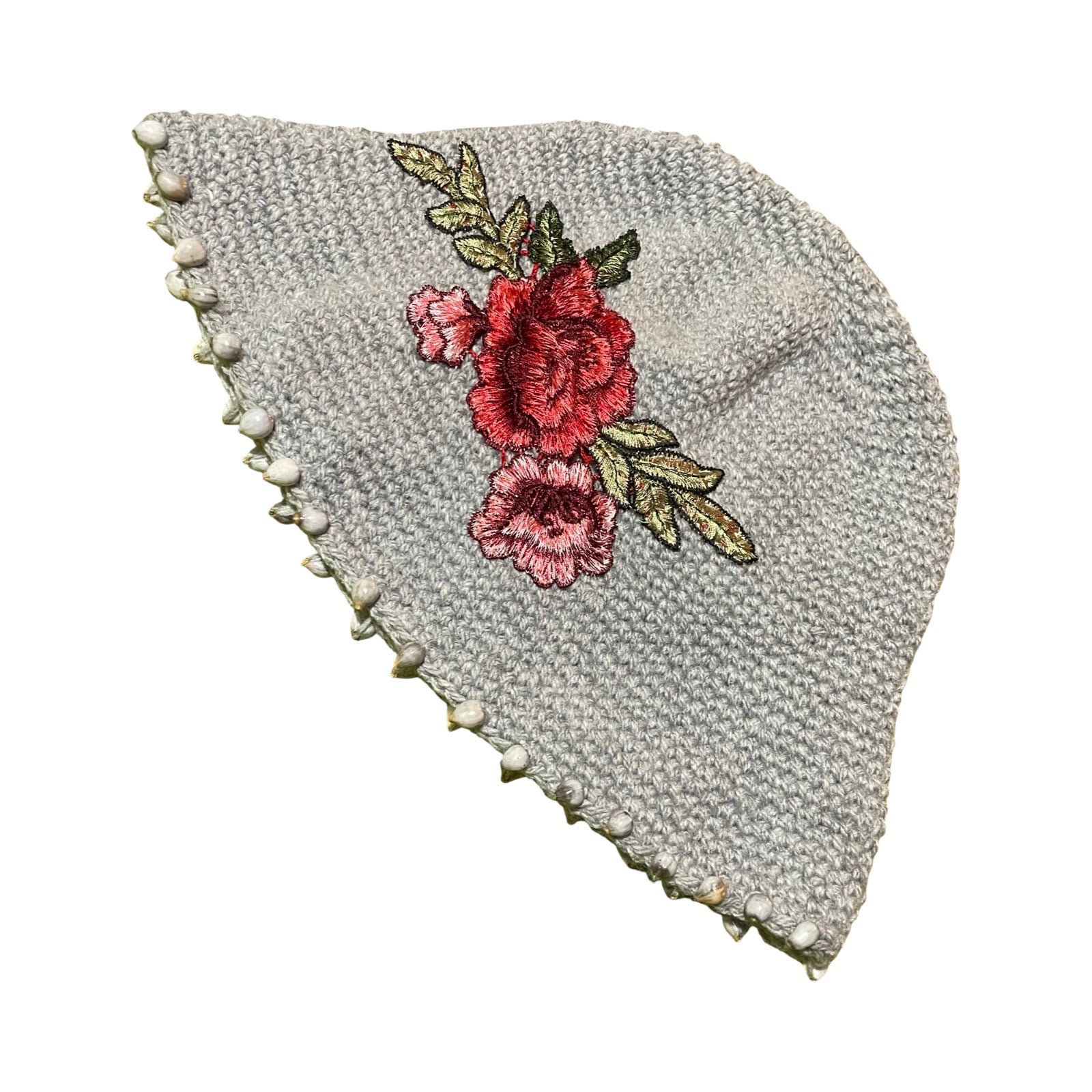 BUCKET HAT WITH DETAIL