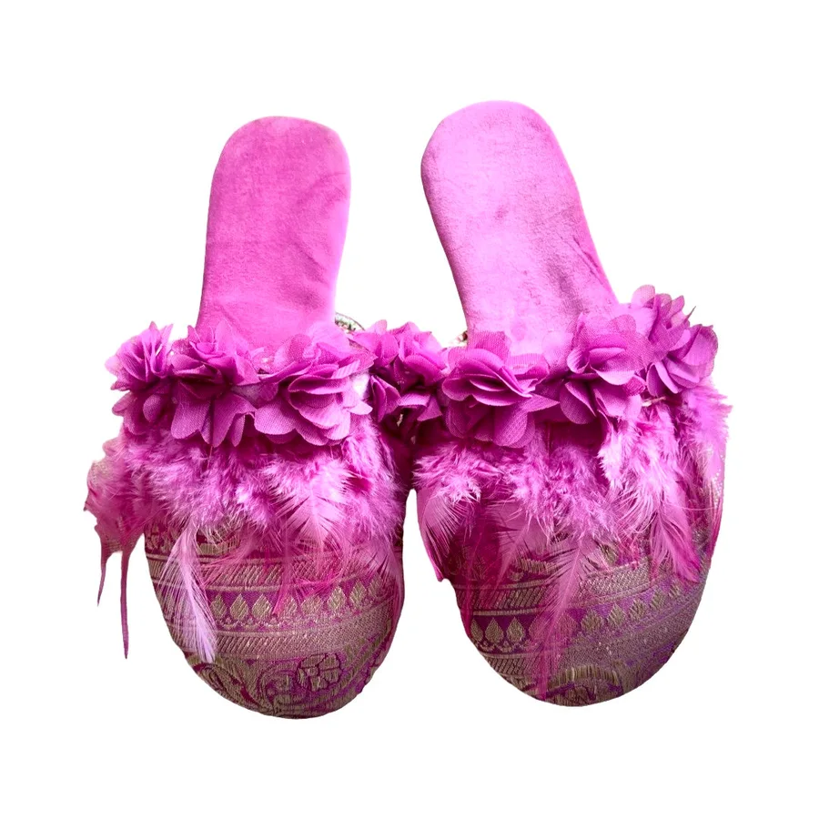 Babouche Mules in pink Sari with ostrich feathers - Size 7