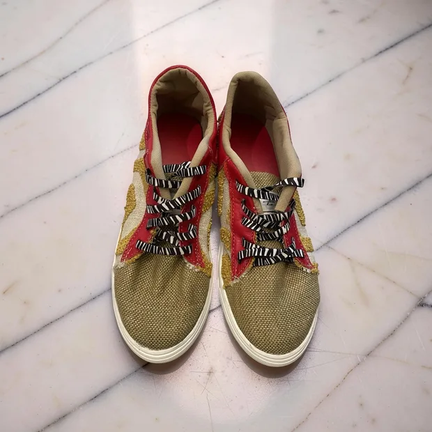Sneakers -  Mustard Fabric and Red Leather - Size 41